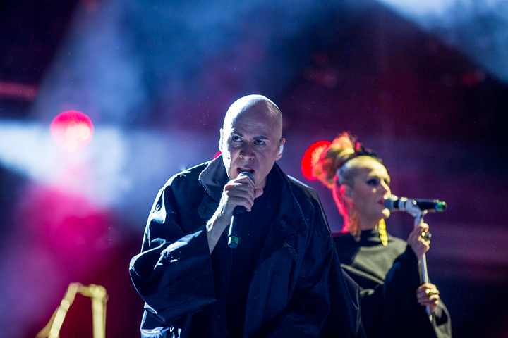 The Human League @ Beleuvenissen 2016, picture 22, photographed by Kurt Jacobs - FrontView Magazine