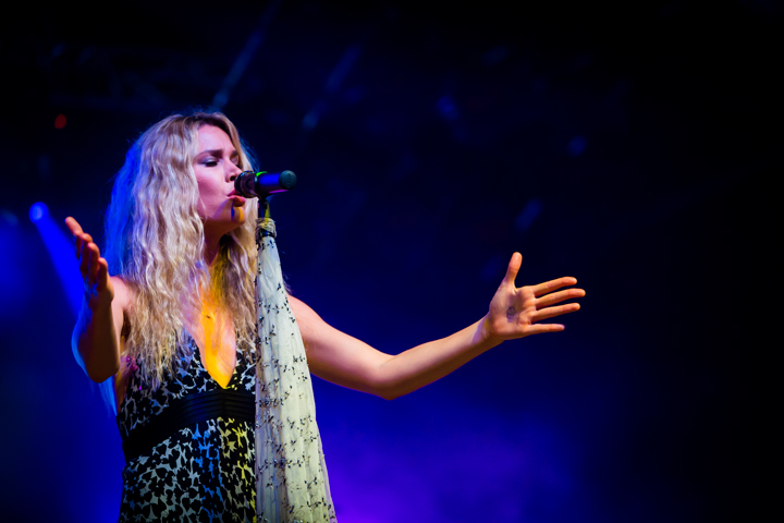 Joss Stone @ Afro Latino, foto 4, foto's door Kristof Hayen - FrontView Magazine