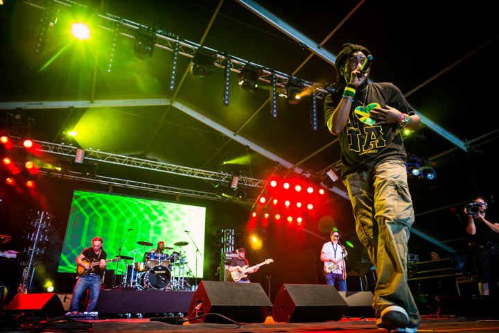 Omar Perry @ Afro Latino, foto 2, foto's door Kristof Hayen - FrontView Magazine