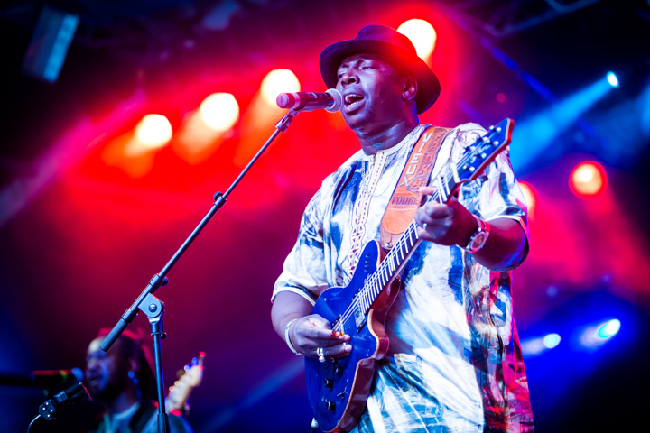Vieux Farka Touré @ Afro Latino, picture 1, photographed by Kristof Hayen - FrontView Magazine