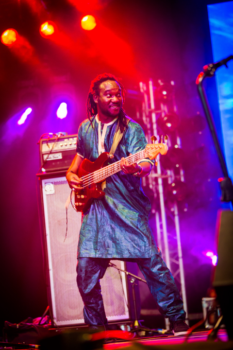 Vieux Farka Touré @ Afro Latino, picture 9, photographed by Kristof Hayen - FrontView Magazine