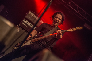 Sjock Danko Jones, foto 5, foto's door Luc Luyten - FrontView Magazine