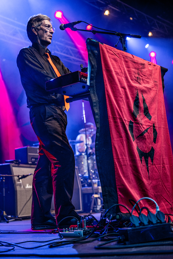 Sjock Radio Birdman, picture 6, photographed by Luc Luyten - FrontView Magazine