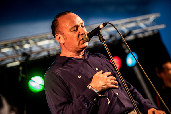 Sjock Roy Thompson and the Mellow Kings, picture 10, photographed by Luc Luyten - FrontView Magazine
