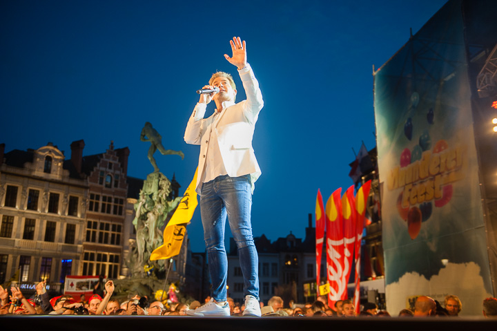 Christoff @ Vlaanderen Feest Antwerpen, picture 26, photographed by Dimitri Vanlommel - FrontView Magazine