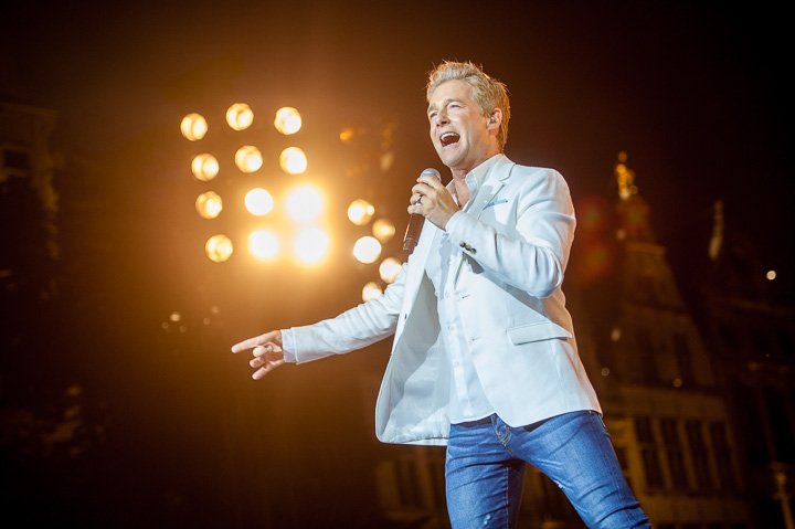 Christoff @ Vlaanderen Feest Antwerpen, picture 40, photographed by Dimitri Vanlommel - FrontView Magazine