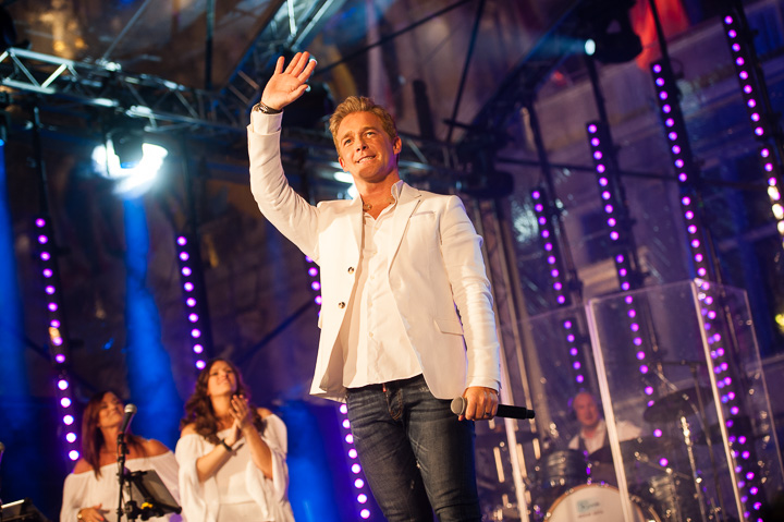Christoff @ Vlaanderen Feest Antwerpen, picture 65, photographed by Dimitri Vanlommel - FrontView Magazine