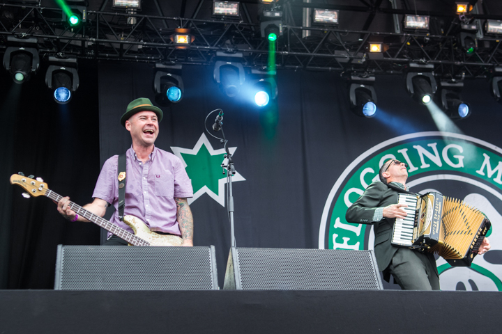 Flogging Molly @ Bospop, foto 14, foto's door Erwin Evrard - FrontView Magazine