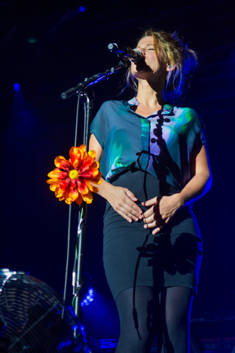 Selah Sue @ Bospop, foto 2, foto's door Erwin Evrard - FrontView Magazine