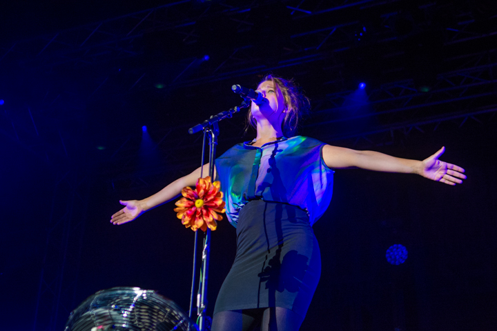 Selah Sue @ Bospop, foto 3, foto's door Erwin Evrard - FrontView Magazine
