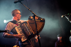 Sjock Flogging Molly, foto 1, foto's door Luc Luyten - FrontView Magazine