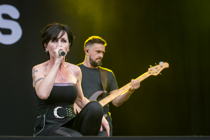 The Cranberries @ Bospop, foto 5, foto's door Erwin Evrard - FrontView Magazine