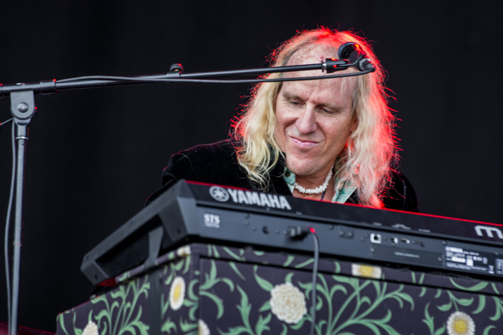 The Waterboys @ Bospop, picture 4, photographed by Erwin Evrard - FrontView Magazine