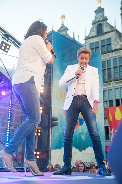 Vlaanderen Feest @ Grote Mart - Antwerpen, foto 56, foto's door Dimitri Vanlommel - FrontView Magazine