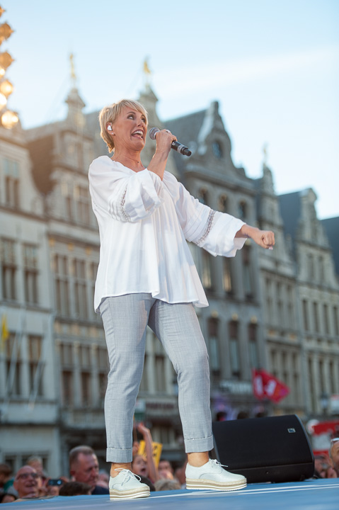 Vlaanderen Feest @ Grote Mart - Antwerpen, foto 65, foto's door Dimitri Vanlommel - FrontView Magazine