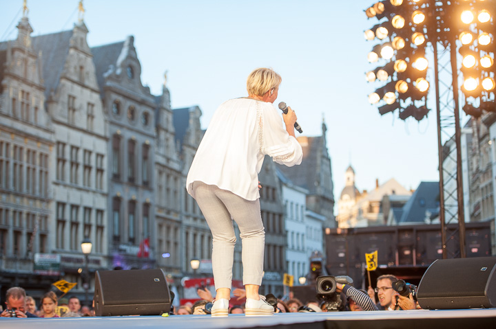 Vlaanderen Feest @ Grote Mart - Antwerpen, foto 79, foto's door Dimitri Vanlommel - FrontView Magazine