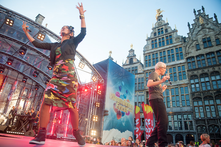 Vlaanderen Feest @ Grote Mart - Antwerpen, foto 88, foto's door Dimitri Vanlommel - FrontView Magazine