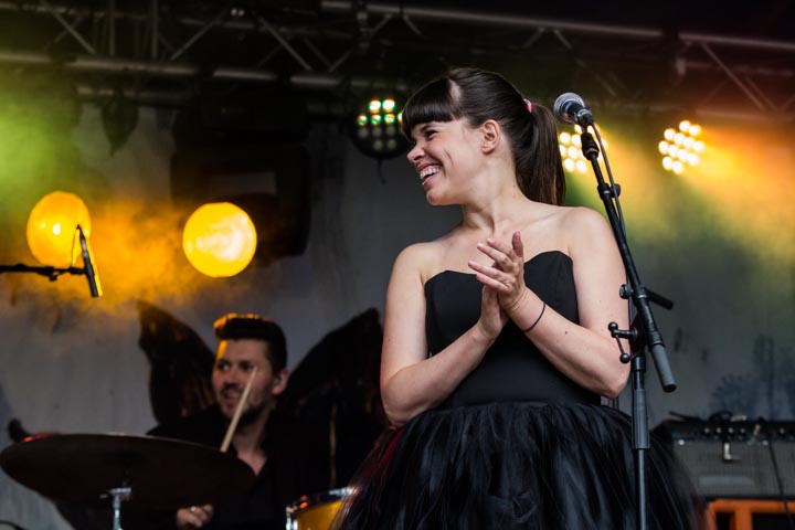 Lady Linn & her magnificent seven @ engie parkies, picture 9, photographed by Dieter  Boone - FrontView Magazine