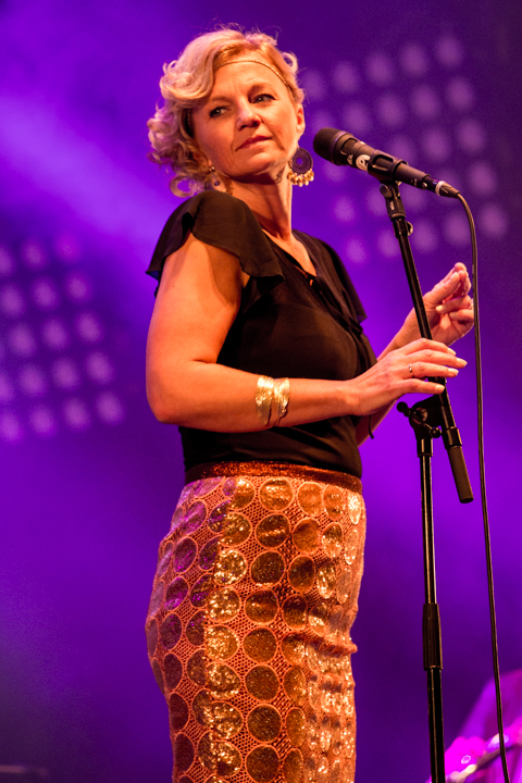 Barbara Dex & Buscemi @ Gentse Feesten Sint Baafsplein, picture 8, photographed by Dieter  Boone - FrontView Magazine