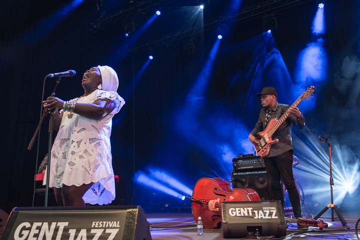 Daymé Arocena @ Gent Jazz 2016, picture 6, photographed by Jan van Hecke - FrontView Magazine