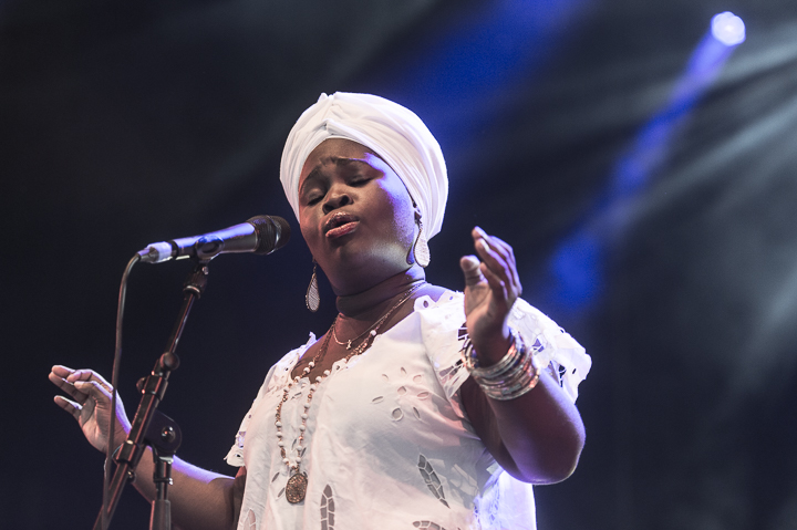 Daymé Arocena @ Gent Jazz 2016, picture 7, photographed by Jan van Hecke - FrontView Magazine
