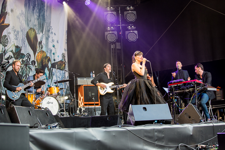 Lady Linn & Her Magnificent Seven @ Beleuvenissen 2016, picture 5, photographed by Kurt Jacobs - FrontView Magazine
