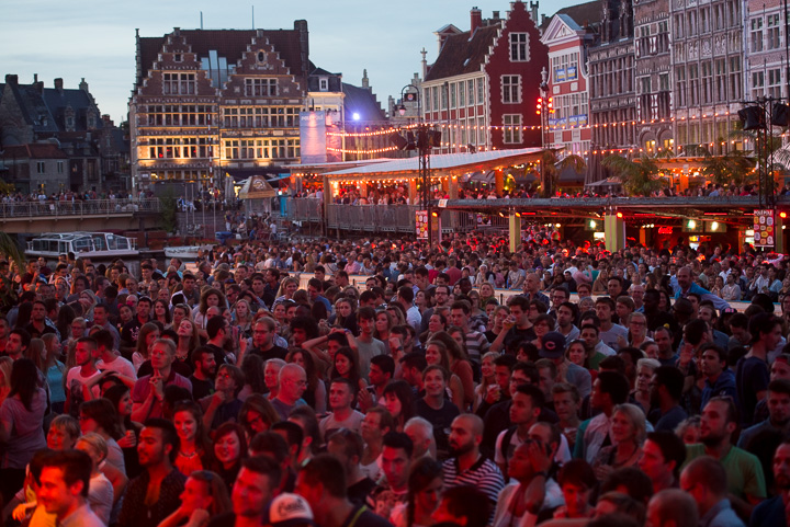 Polé Polé @ Gentse Feesten zaterdag, picture 40, photographed by Dimitri Vanlommel - FrontView Magazine