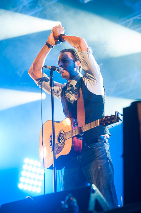 Radio Guga @ Gentse Feesten - Sint Baafsplein, picture 4, photographed by Dimitri Vanlommel - FrontView Magazine