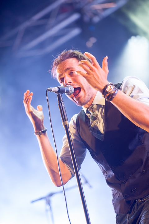 Radio Guga @ Gentse Feesten - Sint Baafsplein, picture 5, photographed by Dimitri Vanlommel - FrontView Magazine