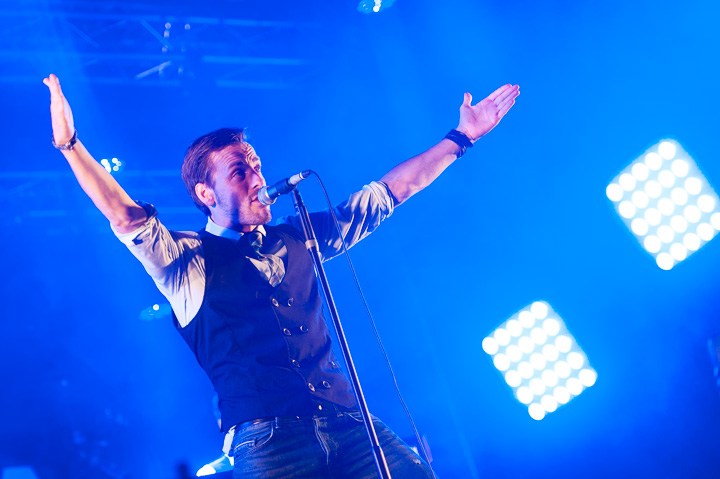Radio Guga @ Gentse Feesten - Sint Baafsplein, picture 7, photographed by Dimitri Vanlommel - FrontView Magazine