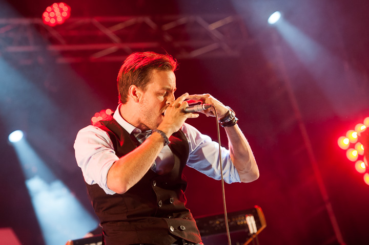 Radio Guga @ Gentse Feesten - Sint Baafsplein, picture 9, photographed by Dimitri Vanlommel - FrontView Magazine