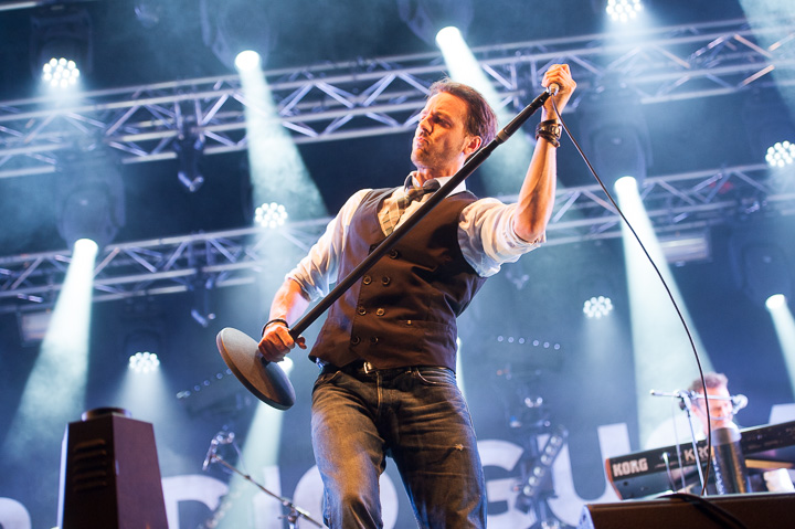 Radio Guga @ Gentse Feesten - Sint Baafsplein, picture 25, photographed by Dimitri Vanlommel - FrontView Magazine