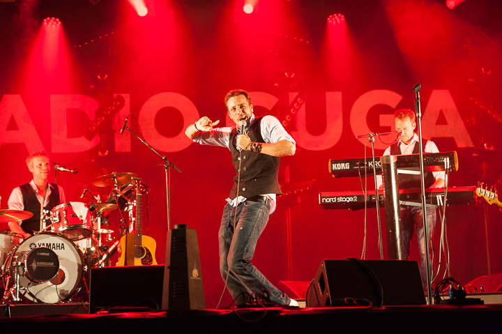 Radio Guga @ Gentse Feesten - Sint Baafsplein, picture 33, photographed by Dimitri Vanlommel - FrontView Magazine