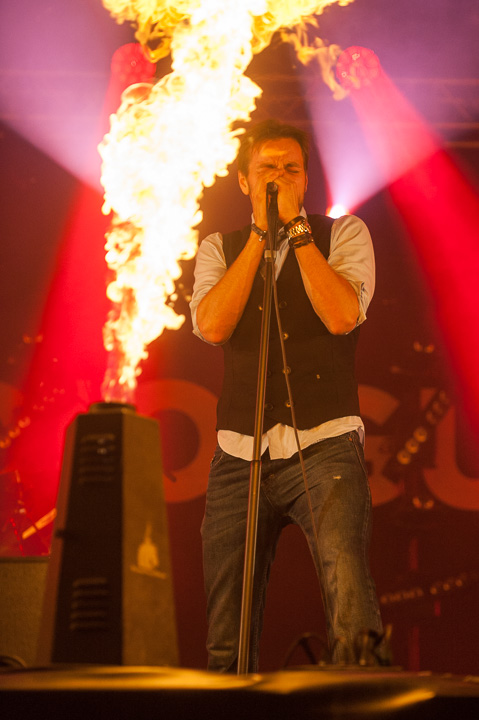 Radio Guga @ Gentse Feesten - Sint Baafsplein, picture 46, photographed by Dimitri Vanlommel - FrontView Magazine