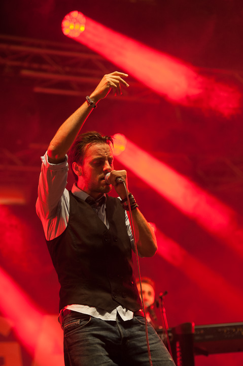 Radio Guga @ Gentse Feesten - Sint Baafsplein, picture 59, photographed by Dimitri Vanlommel - FrontView Magazine