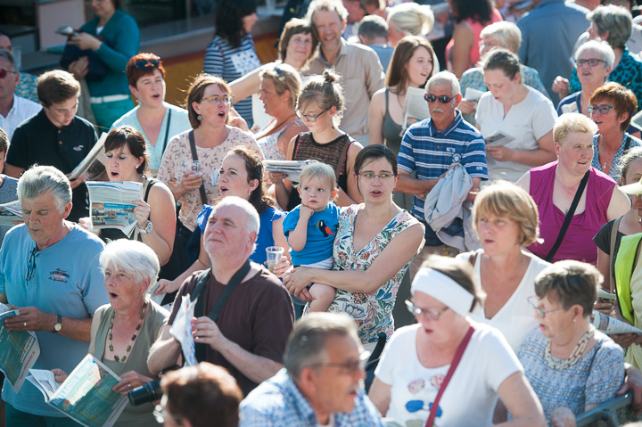 Vlaanderen zingt @ Gentse Feesten - Sint Baafsplein, picture 5, photographed by Dimitri Vanlommel - FrontView Magazine