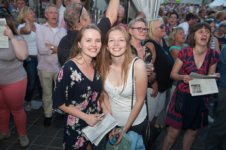 Vlaanderen zingt @ Gentse Feesten - Sint Baafsplein, picture 71, photographed by Dimitri Vanlommel - FrontView Magazine