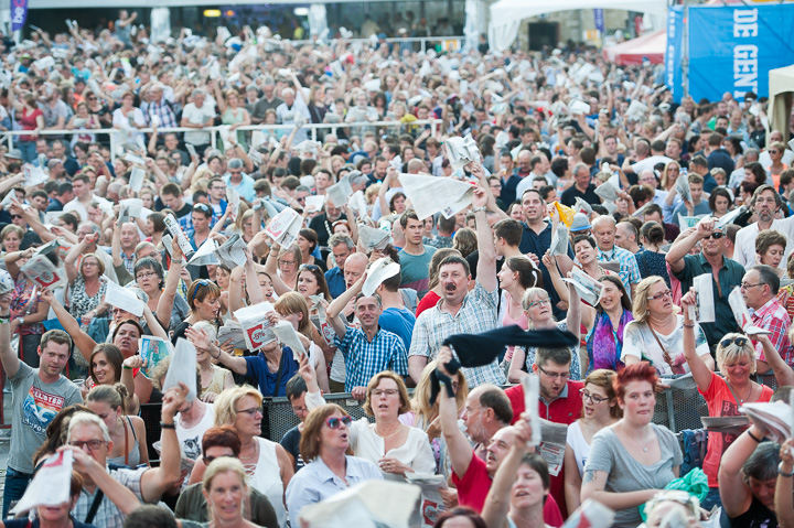 Vlaanderen zingt @ Gentse Feesten - Sint Baafsplein, picture 80, photographed by Dimitri Vanlommel - FrontView Magazine