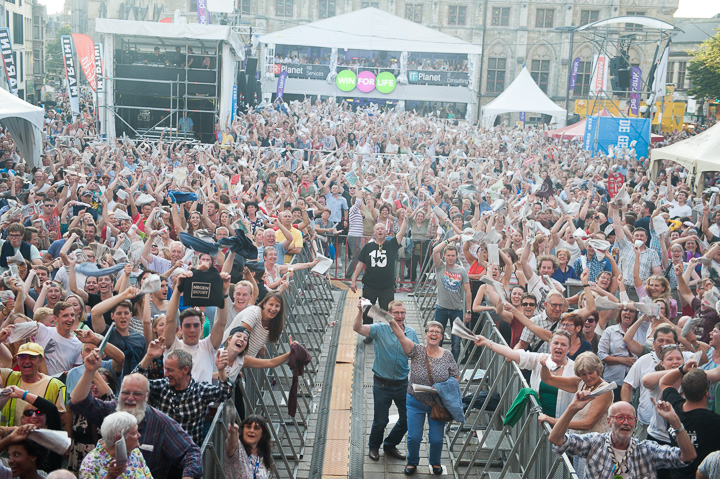 Vlaanderen zingt @ Gentse Feesten - Sint Baafsplein, picture 88, photographed by Dimitri Vanlommel - FrontView Magazine