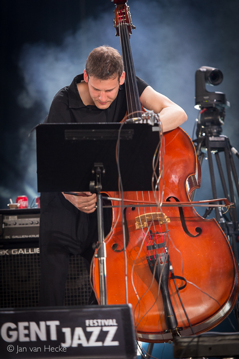 Carate Urio Orchestra @ Gent Jazz 2016, picture 7, photographed by Jan van Hecke - FrontView Magazine