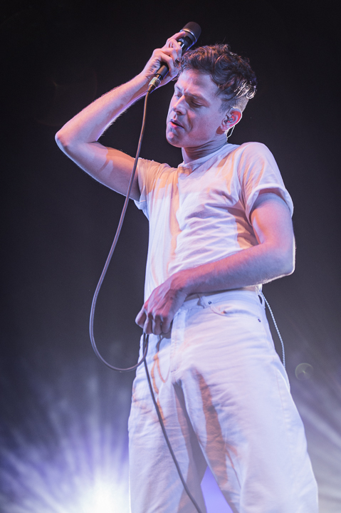 Perfume Genius @ Gent Jazz 2016, picture 6, photographed by Jan van Hecke - FrontView Magazine