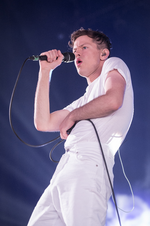 Perfume Genius @ Gent Jazz 2016, picture 8, photographed by Jan van Hecke - FrontView Magazine