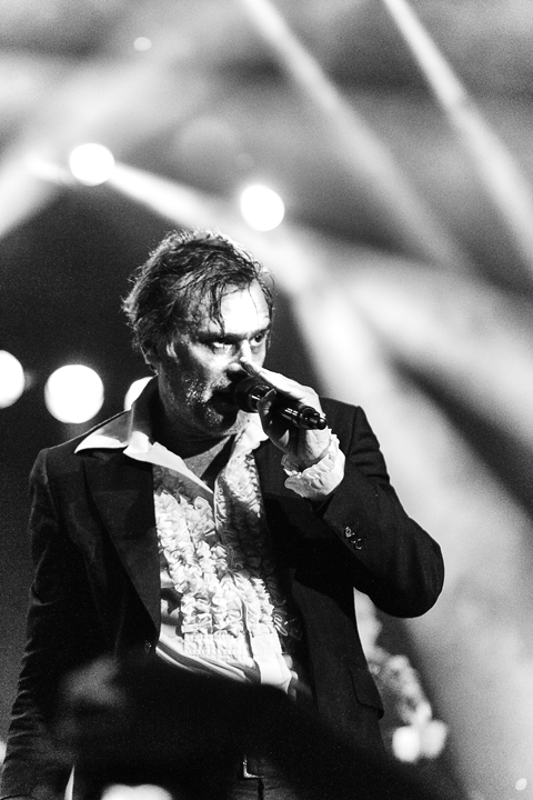 Daan @ Openluchttheater Rivierenhof, picture 38, photographed by Frederik Strobbe - FrontView Magazine