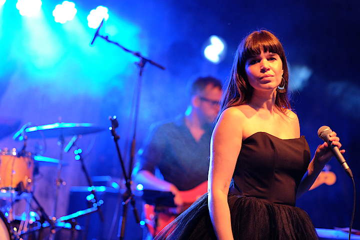 Lady Linn And Her Magnificent Seven @ Engie Parkies Kapellen, picture 5, photographed by James Van Roosbroeck - FrontView Magazine