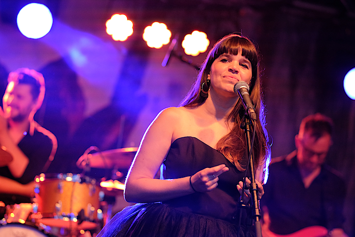 Lady Linn And Her Magnificent Seven @ Engie Parkies Kapellen, picture 16, photographed by James Van Roosbroeck - FrontView Magazine