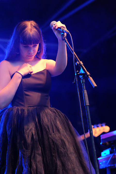Lady Linn And Her Magnificent Seven @ Engie Parkies Kapellen, picture 18, photographed by James Van Roosbroeck - FrontView Magazine