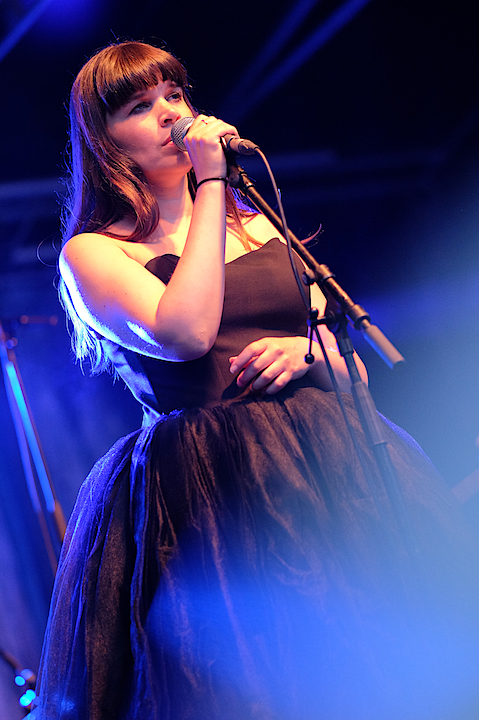 Lady Linn And Her Magnificent Seven @ Engie Parkies Kapellen, picture 25, photographed by James Van Roosbroeck - FrontView Magazine
