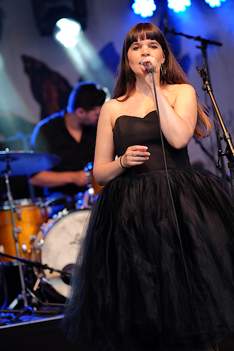 Lady Linn And Her Magnificent Seven @ Engie Parkies Kapellen, picture 74, photographed by James Van Roosbroeck - FrontView Magazine
