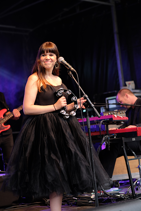 Lady Linn And Her Magnificent Seven @ Engie Parkies Kapellen, picture 96, photographed by James Van Roosbroeck - FrontView Magazine