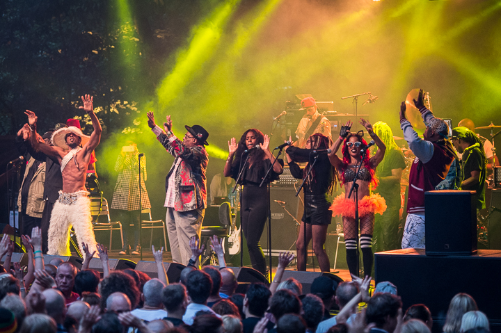George Clinton @ OLT Rivierenhof, picture 21, photographed by Jan van Hecke - FrontView Magazine